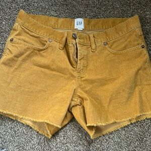 Gap mustard shorts